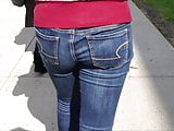 hot candid voyeur teen claudia in tight jeans